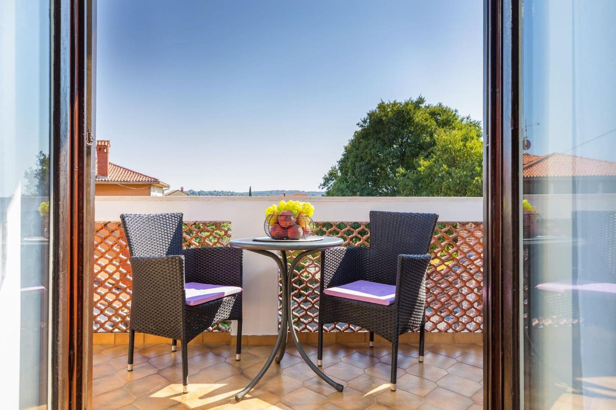 Marceta - Apartments & Rooms With Swimming Pool Fažana Exterior foto